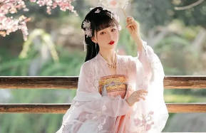 Tháo dỡ nhà kho tại Nhà Bè, TPHCM
