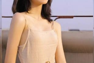 Tháo dỡ cầu thang bê tông tại Quận 7, TPHCM
